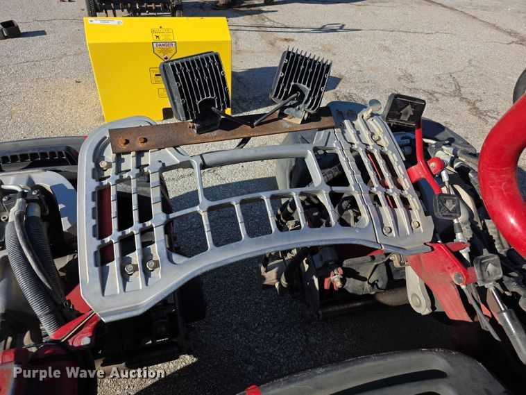 image for item DZ3669 2017 Toro GreensMaster 3300 Triflex  reel mower