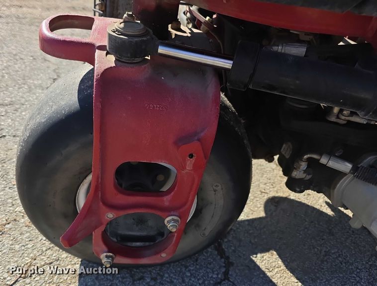 image for item DZ3669 2017 Toro GreensMaster 3300 Triflex  reel mower