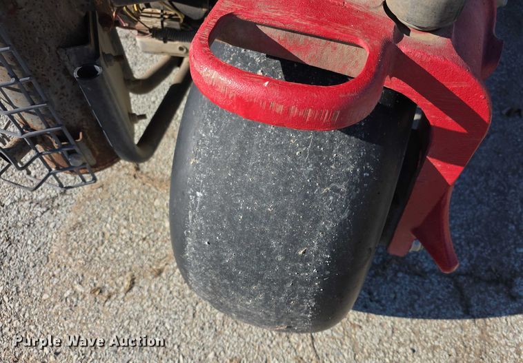 image for item DZ3669 2017 Toro GreensMaster 3300 Triflex  reel mower