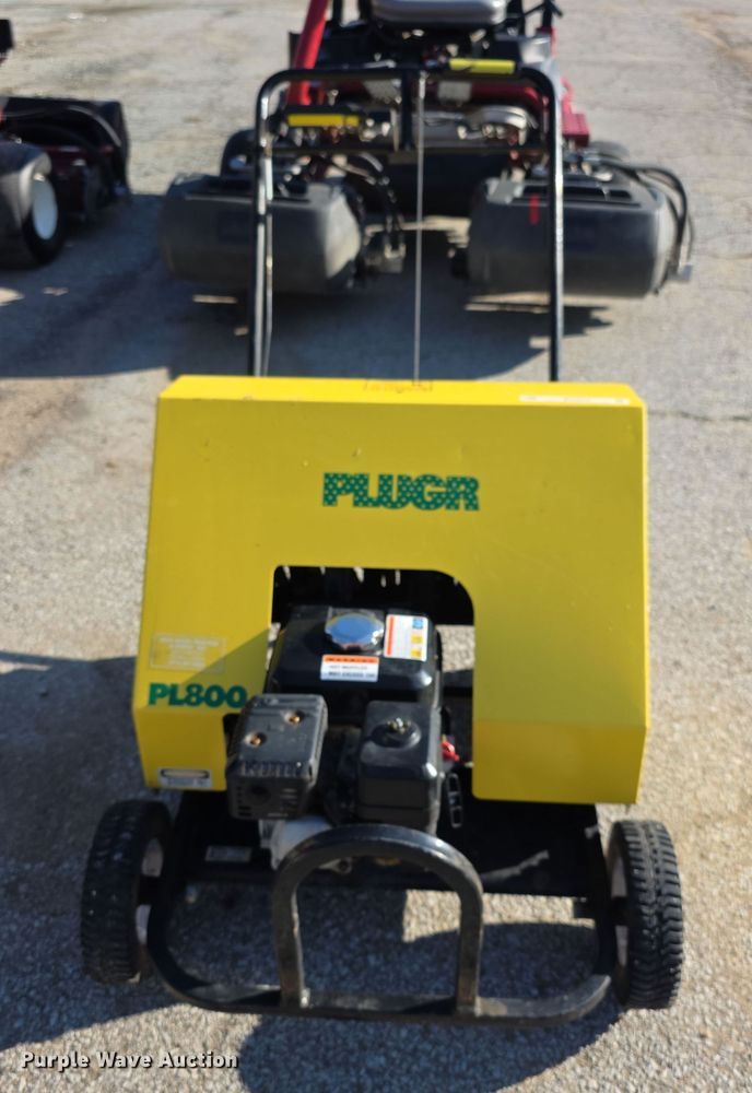 image for item DZ3670 Plugr PL800 core aerator