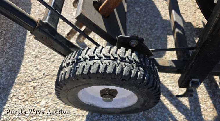 image for item DZ3670 Plugr PL800 core aerator