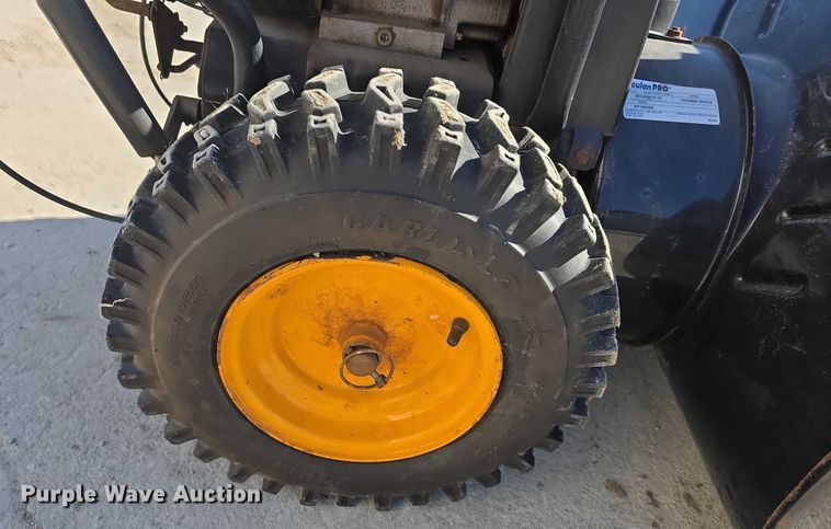 image for item DZ3671 Poland Pro PP1053ES snow blower