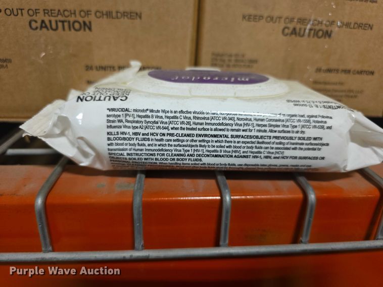 image for item DZ3675 (102) boxes of disinfecting wipes