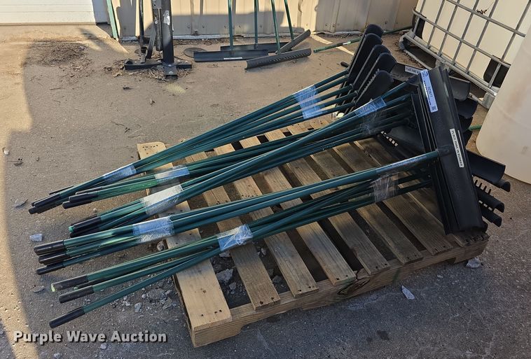 image for item DZ3677 (25) bunker rakes