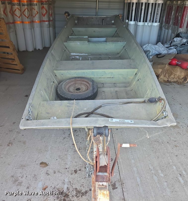 image for item DZ3680 1977 Montgomery Ward Sea King boat