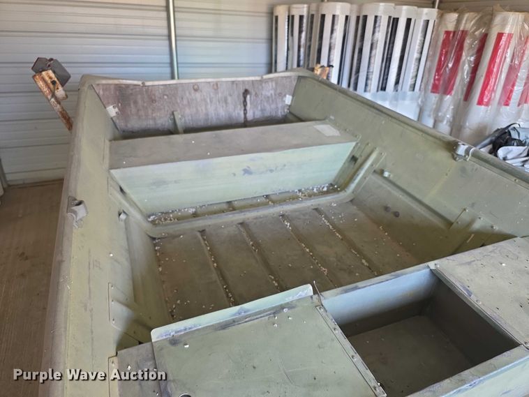 image for item DZ3680 1977 Montgomery Ward Sea King boat