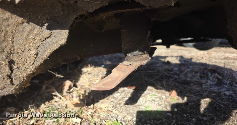 image for item DZ3681 Grazer G1887V ZTR lawn mower