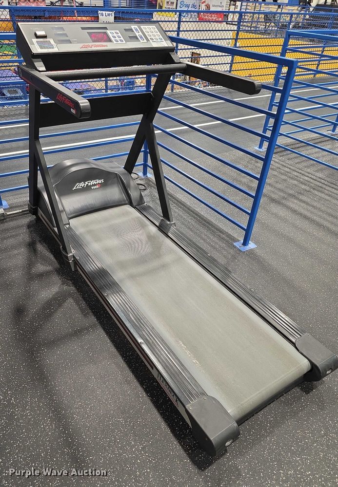 image for item DZ3682 Life Fitness 9000  treadmill