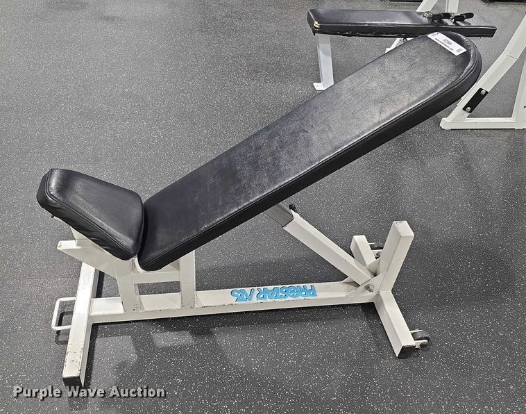 image for item DZ3686 Exercise benches