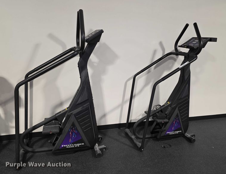 image for item DZ3704 (2) Stair Master Free Climber 4200s