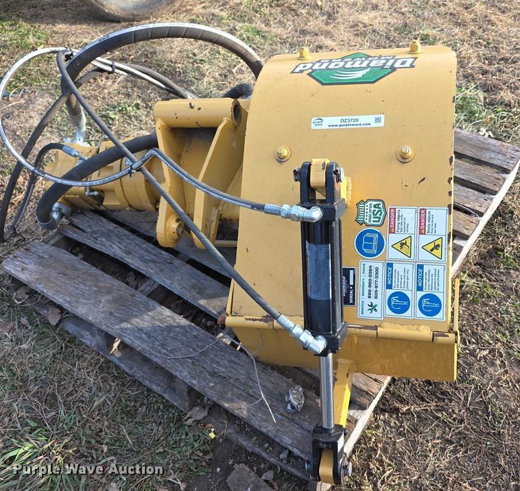 image for item DZ3720 Diamond ditcher