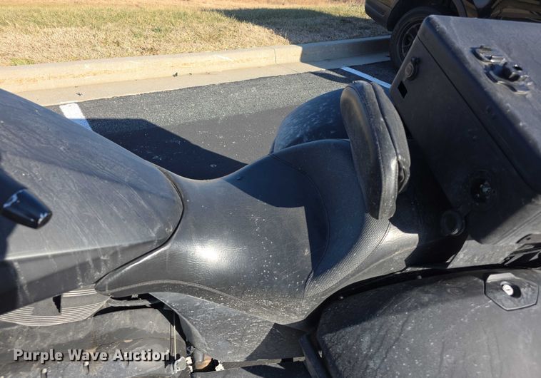 image for item DZ3721 2013 Victory Cross Country motorcycle