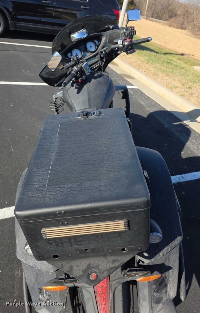 image for item DZ3721 2013 Victory Cross Country motorcycle