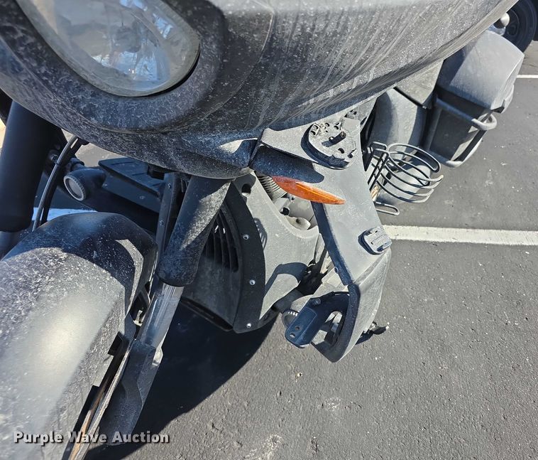 image for item DZ3721 2013 Victory Cross Country motorcycle