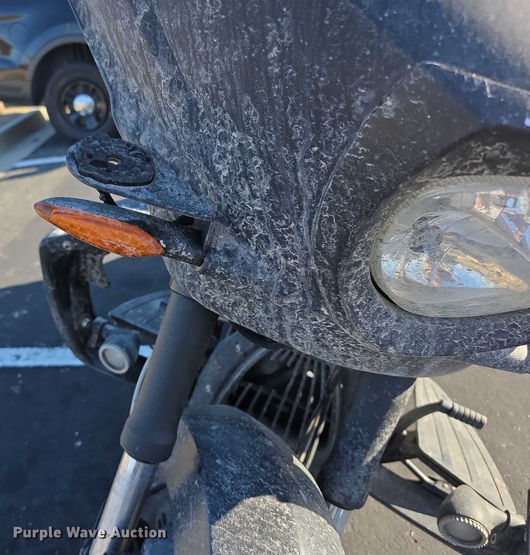 image for item DZ3721 2013 Victory Cross Country motorcycle