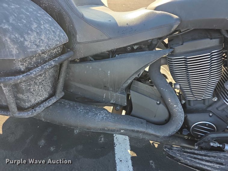 image for item DZ3721 2013 Victory Cross Country motorcycle