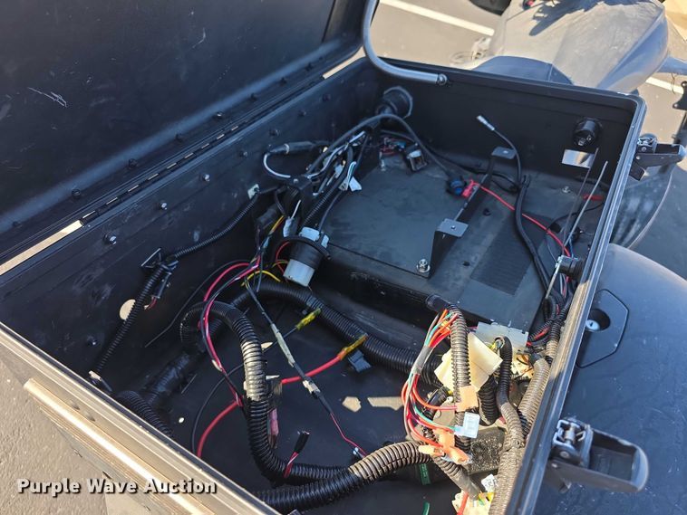 image for item DZ3721 2013 Victory Cross Country motorcycle