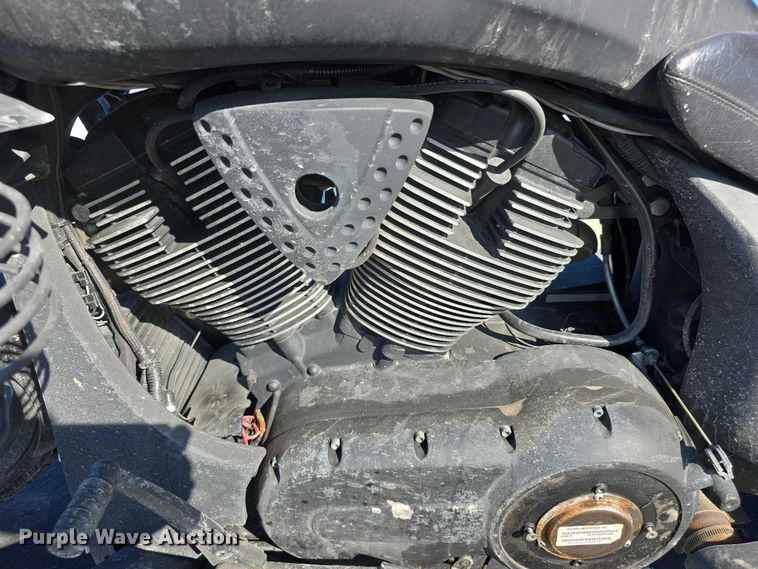 image for item DZ3721 2013 Victory Cross Country motorcycle