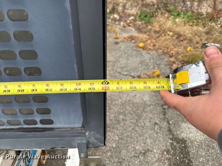 image for item EA2099 2005 American Signal message board trailer