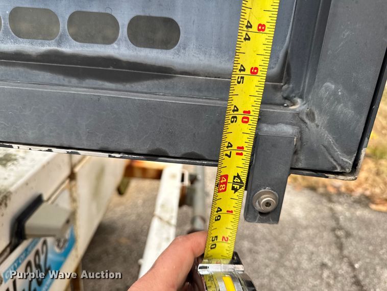 image for item EA2099 2005 American Signal message board trailer