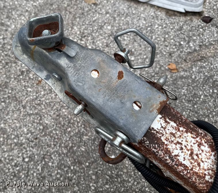 image for item EA2099 2005 American Signal message board trailer