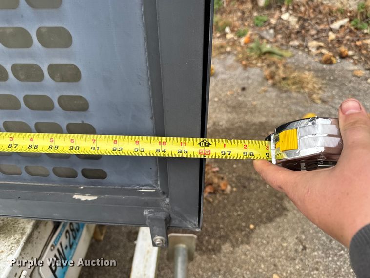 image for item EA2100 2005 American Signal message board trailer