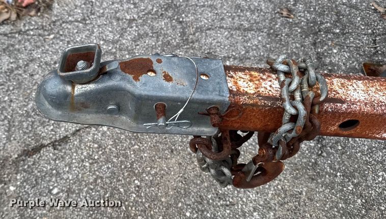 image for item EA2100 2005 American Signal message board trailer