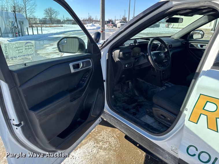 image for item EA2184 2021 Ford Explorer Police Interceptor SUV