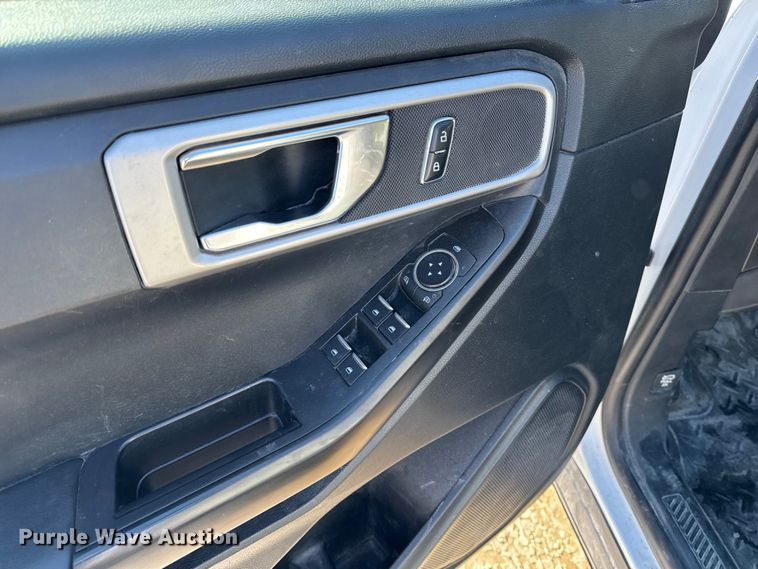 image for item EA2184 2021 Ford Explorer Police Interceptor SUV