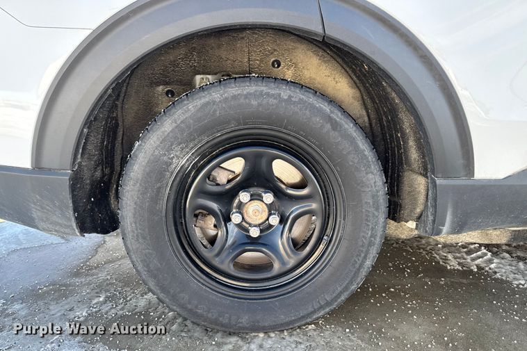 image for item EA2184 2021 Ford Explorer Police Interceptor SUV