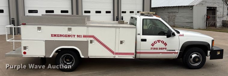 image for item EA7849 1994 Chevrolet GMT-400 rescue vehicle