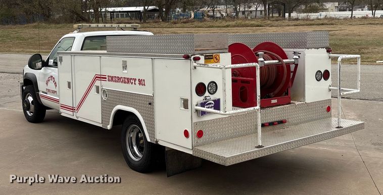 image for item EA7849 1994 Chevrolet GMT-400 rescue vehicle