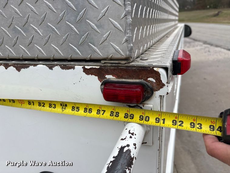 image for item EA7849 1994 Chevrolet GMT-400 rescue vehicle