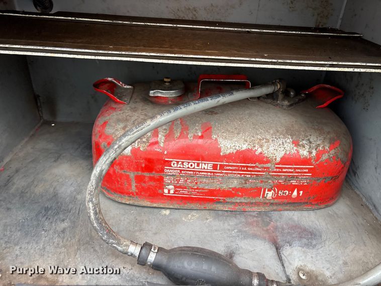 image for item EA7849 1994 Chevrolet GMT-400 rescue vehicle