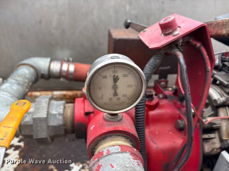 image for item EA7849 1994 Chevrolet GMT-400 rescue vehicle