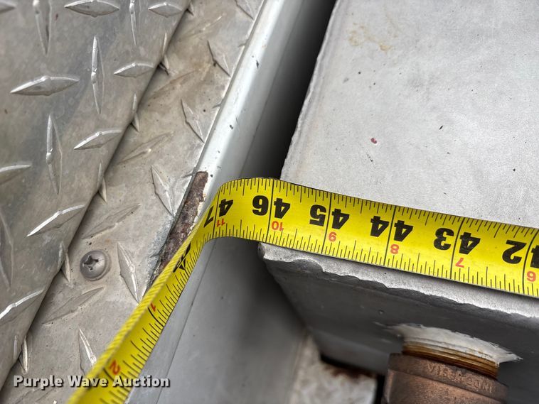 image for item EA7849 1994 Chevrolet GMT-400 rescue vehicle