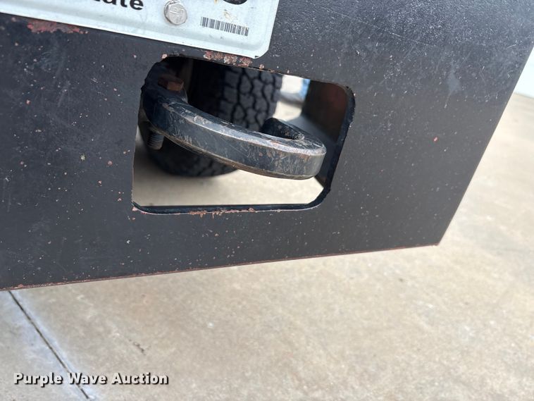 image for item EA7849 1994 Chevrolet GMT-400 rescue vehicle