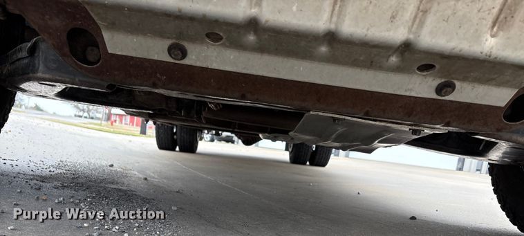 image for item EA7849 1994 Chevrolet GMT-400 rescue vehicle