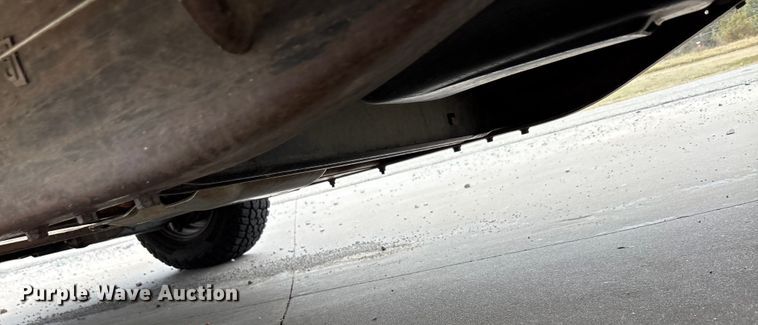 image for item EA7849 1994 Chevrolet GMT-400 rescue vehicle