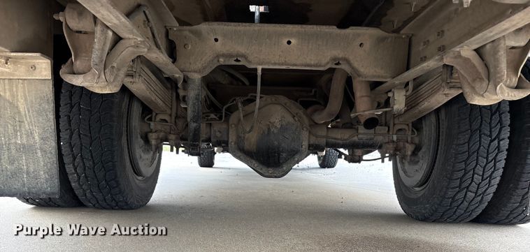 image for item EA7849 1994 Chevrolet GMT-400 rescue vehicle