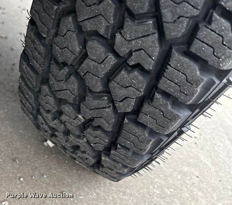 image for item EA7849 1994 Chevrolet GMT-400 rescue vehicle