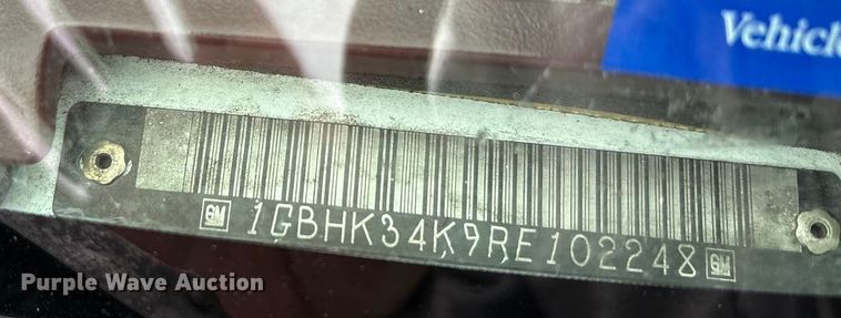 image for item EA7849 1994 Chevrolet GMT-400 rescue vehicle