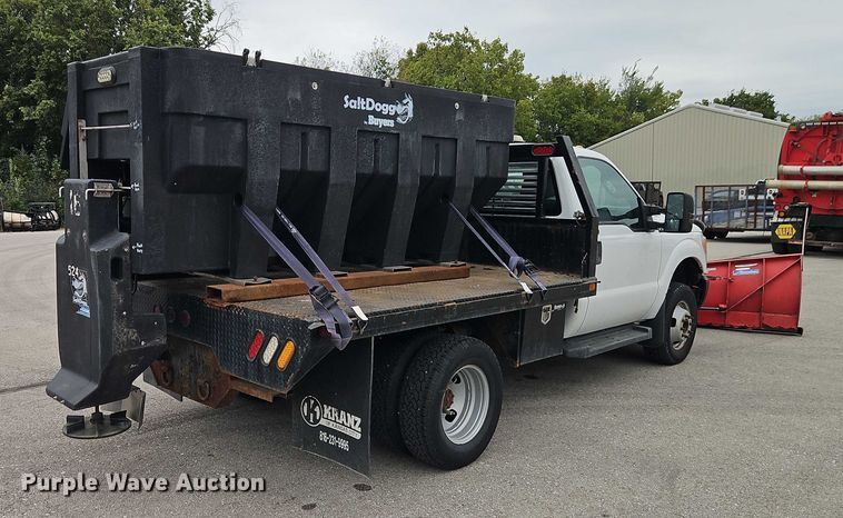 image for item EB8377 2012 Ford F350 flatbed pickup truck