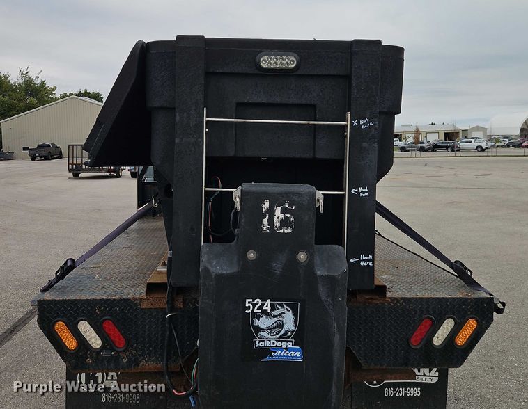 image for item EB8377 2012 Ford F350 flatbed pickup truck