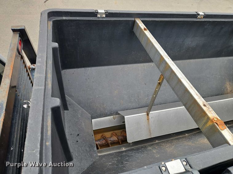 image for item EB8377 2012 Ford F350 flatbed pickup truck