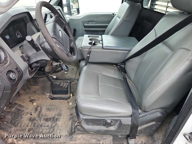 image for item EB8377 2012 Ford F350 flatbed pickup truck