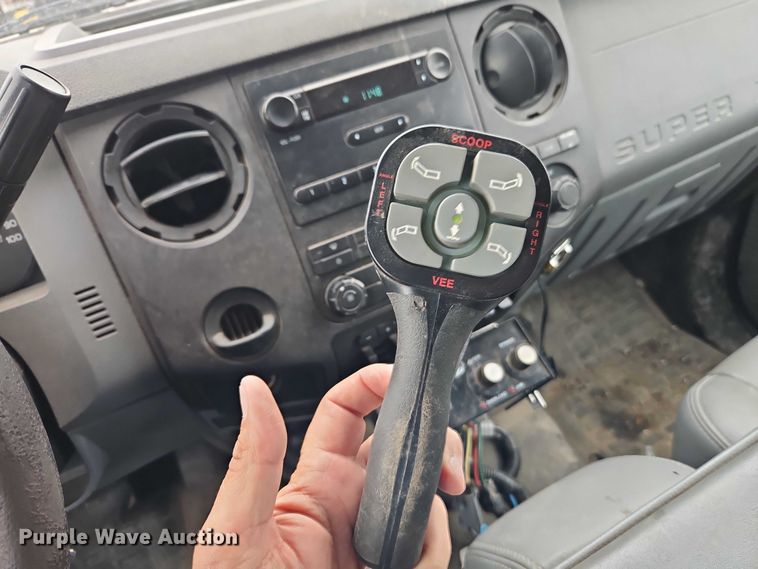 image for item EB8377 2012 Ford F350 flatbed pickup truck