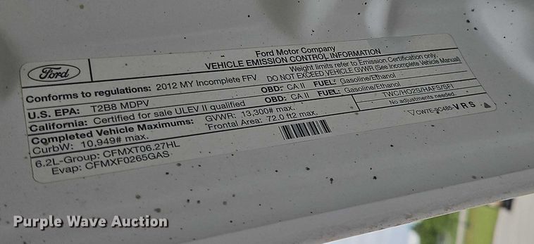 image for item EB8377 2012 Ford F350 flatbed pickup truck