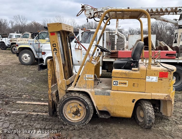 image for item EC4489 Caterpillar V50B forklift