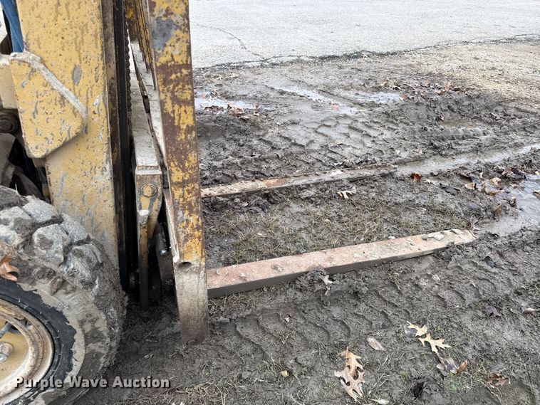 image for item EC4489 Caterpillar V50B forklift